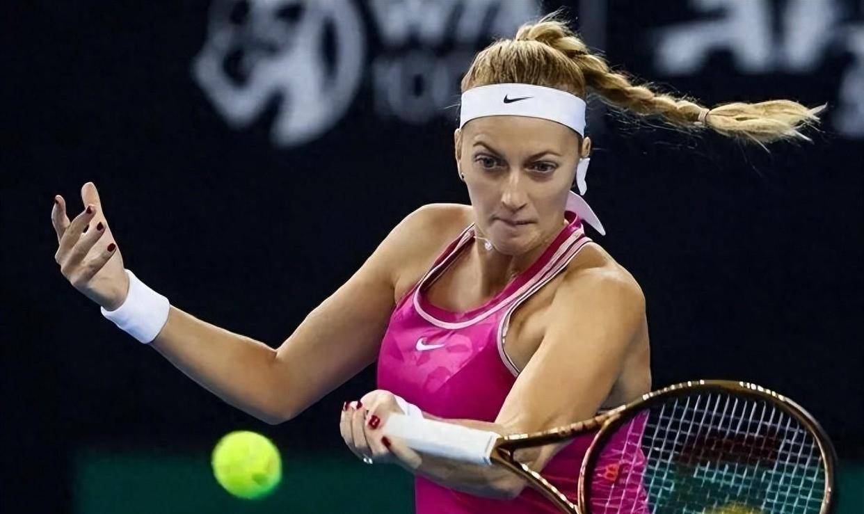 科维托娃意外战胜瑞士队,重返赛场引爆全场!比赛高潮迭起(武汉网球公开赛科维托娃出场) 科维托娃意外战胜瑞士队,重返赛场引爆全场!比赛高潮迭起(武汉网球公开赛科维托娃出场)