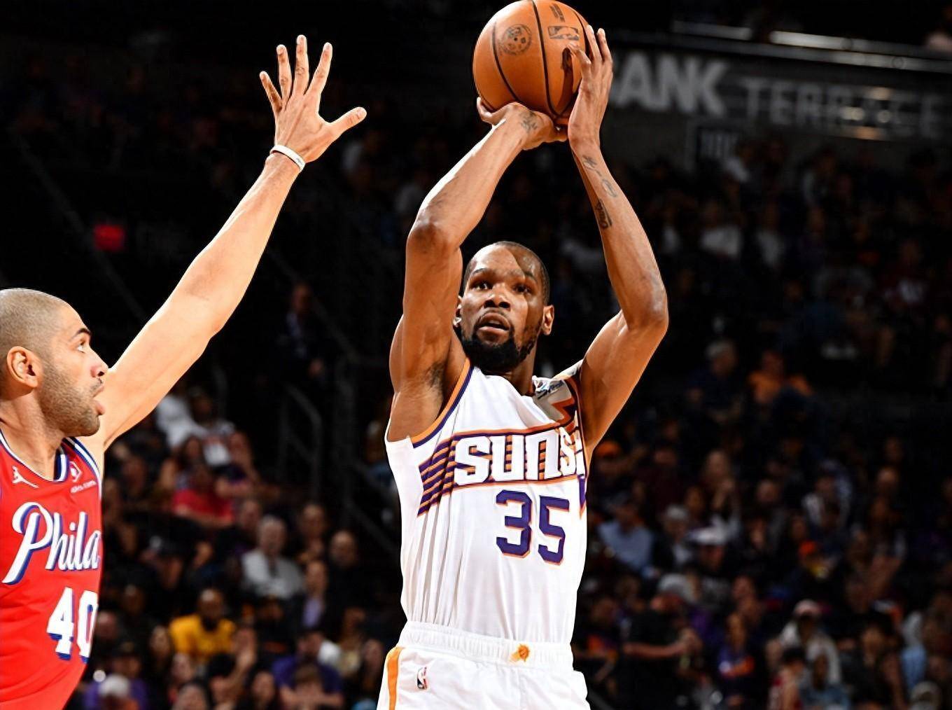 包含杜兰特连续十五场比赛得分超过出色防守，德国队挑战极限！的词条