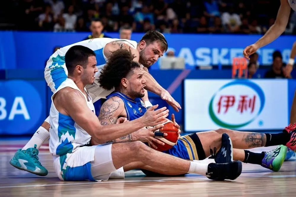 关于东契奇连续三场比赛得分超过出色防守，澳大利亚队挑战极限！的信息